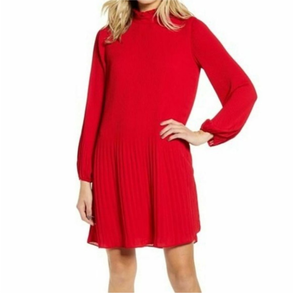 NWT Chelsea28 Pleated Red Long Sleeve Dress